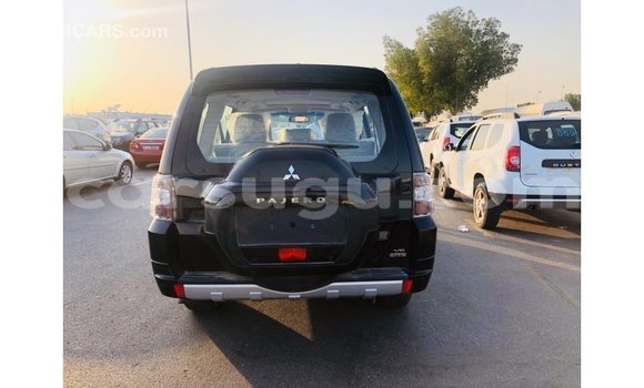 Sayi Imported Mitsubishi Pajero Black Mota in Import - Dubai a Burkina Faso Sayi Imported Mitsubishi Pajero Black Mota in Import - Dubai a Burkina Faso