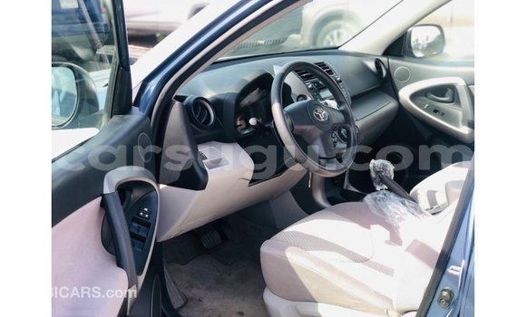 Sayi Imported Toyota HiAce Blue Babbar mota in Import - Dubai a Burkina Faso Sayi Imported Toyota HiAce Blue Babbar mota in Import - Dubai a Burkina Faso