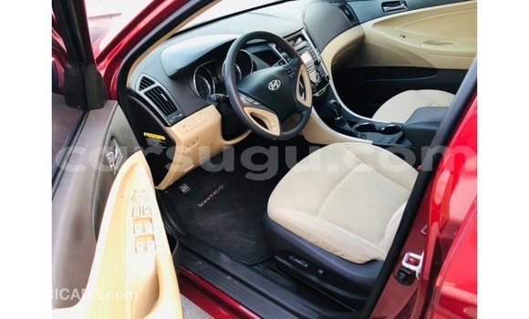 Sayi Imported Hyundai Sonata Red Mota in Import - Dubai a Burkina Faso Sayi Imported Hyundai Sonata Red Mota in Import - Dubai a Burkina Faso