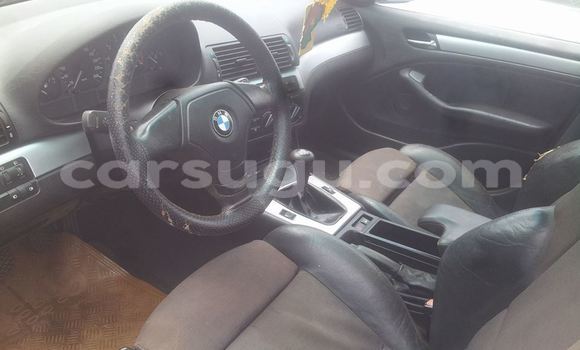 Acheter Occasion Voiture BMW 3–Series Bleu à Ouagadougou, Burkina-Faso Acheter Occasion Voiture BMW 3–Series Bleu à Ouagadougou, Burkina-Faso