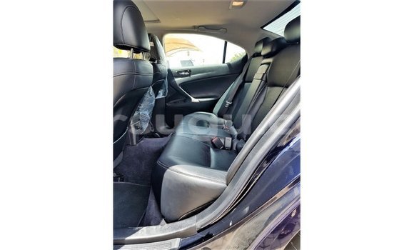 Acheter Import Voiture Lexus IS Bleu à Import - Dubai, Burkina-Faso Acheter Import Voiture Lexus IS Bleu à Import - Dubai, Burkina-Faso