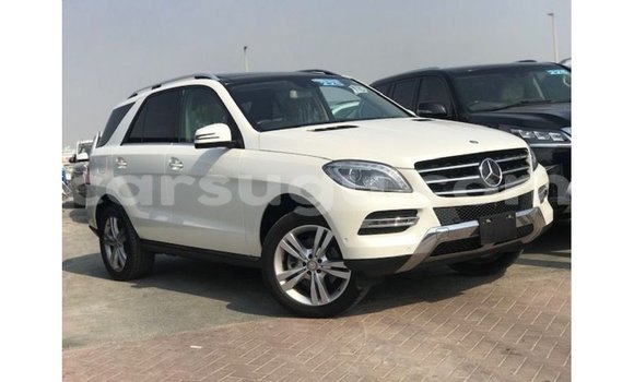 Buy Import Mercedes-Benz 190 White Car in Import - Dubai in Burkina Faso