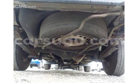 Acheter Import Voiture Toyota Hiace Blanc à Import - Dubai, Burkina-Faso Acheter Import Voiture Toyota Hiace Blanc à Import - Dubai, Burkina-Faso