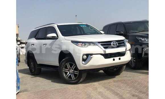 Buy Import Toyota Fortuner White Car in Import - Dubai in Burkina Faso