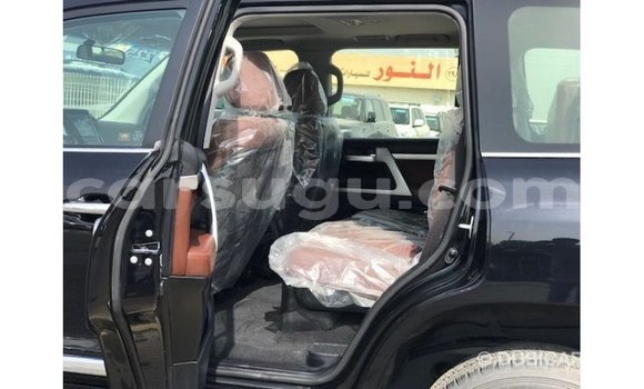 Sayi Imported Toyota Land Cruiser Black Mota in Import - Dubai a Burkina Faso Sayi Imported Toyota Land Cruiser Black Mota in Import - Dubai a Burkina Faso