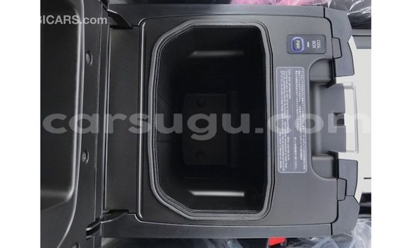 Sayi Imported Toyota Land Cruiser Sauran Mota in Import - Dubai a Burkina Faso Sayi Imported Toyota Land Cruiser Sauran Mota in Import - Dubai a Burkina Faso