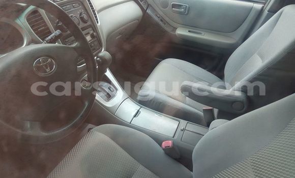 Acheter Neuf Voiture Toyota Highlander Marron à Ouagadougou, Burkina-Faso Acheter Neuf Voiture Toyota Highlander Marron à Ouagadougou, Burkina-Faso