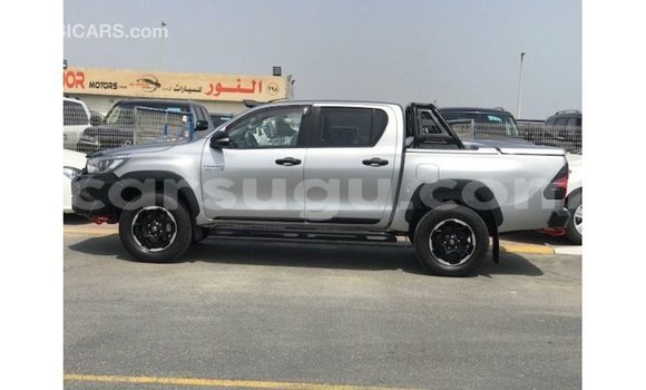 Acheter Import Voiture Toyota Hilux Autre à Import - Dubai, Burkina-Faso Acheter Import Voiture Toyota Hilux Autre à Import - Dubai, Burkina-Faso