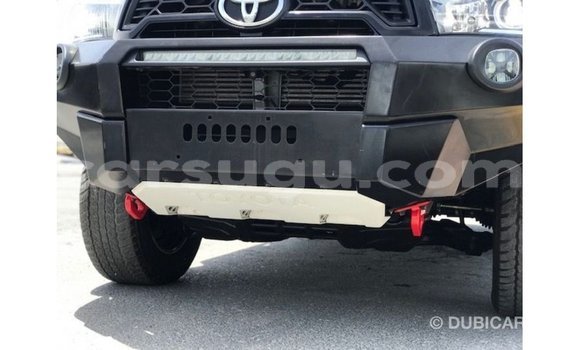 Acheter Import Voiture Toyota Hilux Autre à Import - Dubai, Burkina-Faso Acheter Import Voiture Toyota Hilux Autre à Import - Dubai, Burkina-Faso