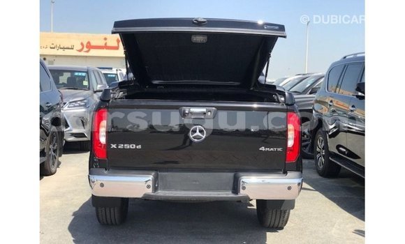 Sayi Imported Mercedes-Benz 250 Black Mota in Import - Dubai a Burkina Faso Sayi Imported Mercedes-Benz 250 Black Mota in Import - Dubai a Burkina Faso