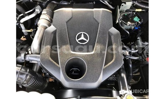 Sayi Imported Mercedes-Benz 250 Black Mota in Import - Dubai a Burkina Faso Sayi Imported Mercedes-Benz 250 Black Mota in Import - Dubai a Burkina Faso