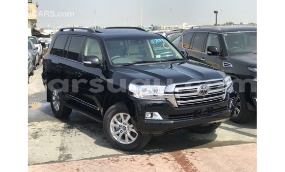 Sayi Imported Toyota Land Cruiser Black Mota in Import - Dubai a Burkina Faso Sayi Imported Toyota Land Cruiser Black Mota in Import - Dubai a Burkina Faso