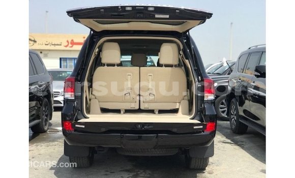 Sayi Imported Toyota Land Cruiser Black Mota in Import - Dubai a Burkina Faso Sayi Imported Toyota Land Cruiser Black Mota in Import - Dubai a Burkina Faso