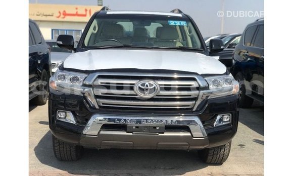 Sayi Imported Toyota Land Cruiser Black Mota in Import - Dubai a Burkina Faso Sayi Imported Toyota Land Cruiser Black Mota in Import - Dubai a Burkina Faso