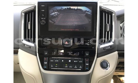 Sayi Imported Toyota Land Cruiser Black Mota in Import - Dubai a Burkina Faso Sayi Imported Toyota Land Cruiser Black Mota in Import - Dubai a Burkina Faso