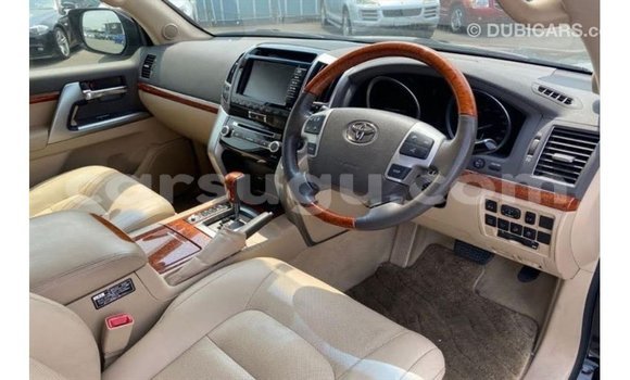 Sayi Imported Toyota Land Cruiser Black Mota in Import - Dubai a Burkina Faso Sayi Imported Toyota Land Cruiser Black Mota in Import - Dubai a Burkina Faso
