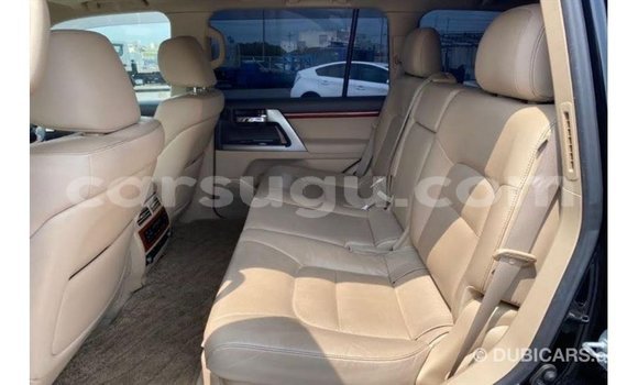 Sayi Imported Toyota Land Cruiser Black Mota in Import - Dubai a Burkina Faso Sayi Imported Toyota Land Cruiser Black Mota in Import - Dubai a Burkina Faso