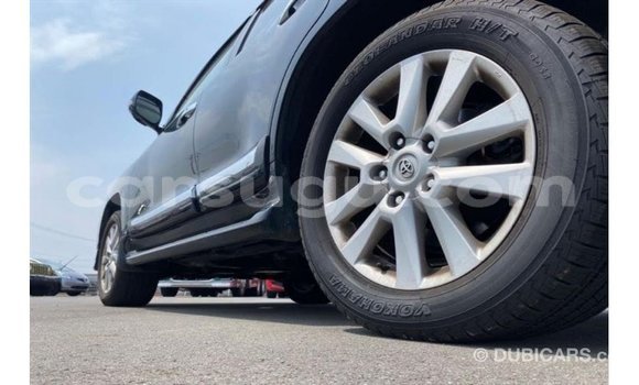 Sayi Imported Toyota Land Cruiser Black Mota in Import - Dubai a Burkina Faso Sayi Imported Toyota Land Cruiser Black Mota in Import - Dubai a Burkina Faso