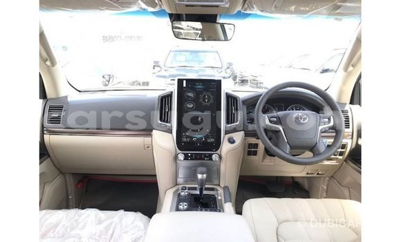Sayi Imported Toyota Land Cruiser Black Mota in Import - Dubai a Burkina Faso Sayi Imported Toyota Land Cruiser Black Mota in Import - Dubai a Burkina Faso