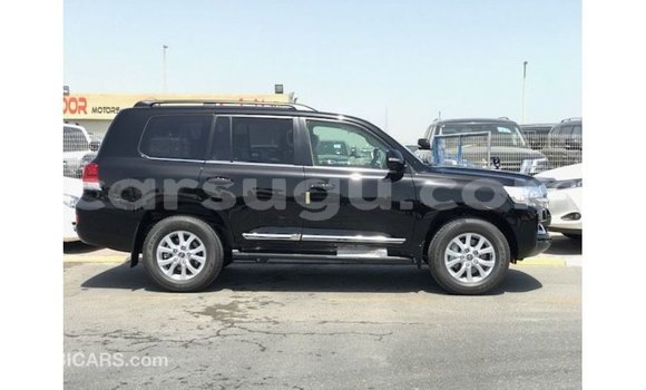 Sayi Imported Toyota Land Cruiser Black Mota in Import - Dubai a Burkina Faso Sayi Imported Toyota Land Cruiser Black Mota in Import - Dubai a Burkina Faso