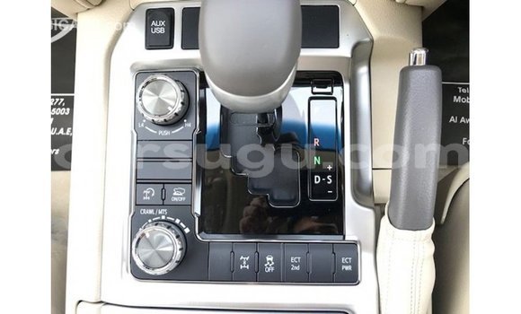 Sayi Imported Toyota Land Cruiser Black Mota in Import - Dubai a Burkina Faso Sayi Imported Toyota Land Cruiser Black Mota in Import - Dubai a Burkina Faso