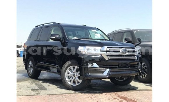Acheter Import Voiture Toyota Land Cruiser Noir à Import - Dubai, Burkina-Faso