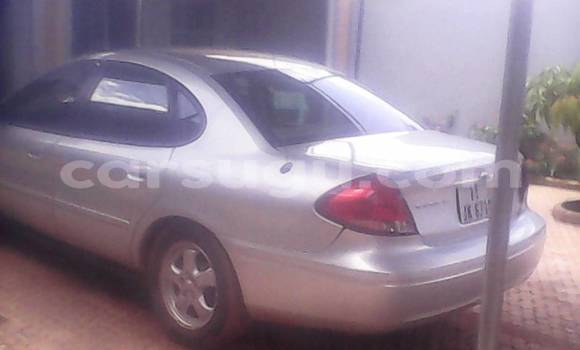 Acheter Occasion Voiture Ford Escape Gris à Ouagadougou au Burkina-Faso Acheter Occasion Voiture Ford Escape Gris à Ouagadougou au Burkina-Faso