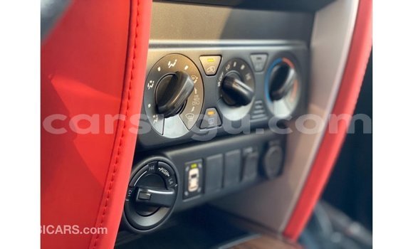 Sayi Imported Toyota Fortuner White Mota in Import - Dubai a Burkina Faso Sayi Imported Toyota Fortuner White Mota in Import - Dubai a Burkina Faso