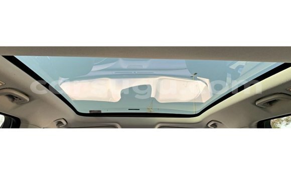 Sayi Imported Jaguar F-Pace White Mota in Import - Dubai a Burkina Faso Sayi Imported Jaguar F-Pace White Mota in Import - Dubai a Burkina Faso