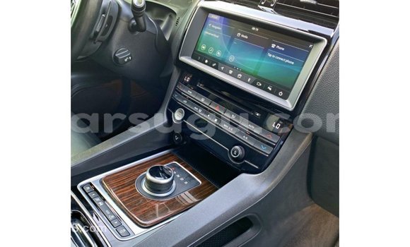 Sayi Imported Jaguar F-Pace White Mota in Import - Dubai a Burkina Faso Sayi Imported Jaguar F-Pace White Mota in Import - Dubai a Burkina Faso