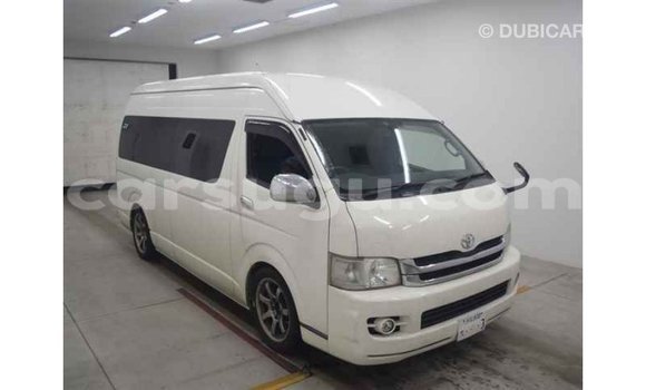Acheter Import Voiture Toyota Hiace Blanc à Import - Dubai, Burkina-Faso Acheter Import Voiture Toyota Hiace Blanc à Import - Dubai, Burkina-Faso