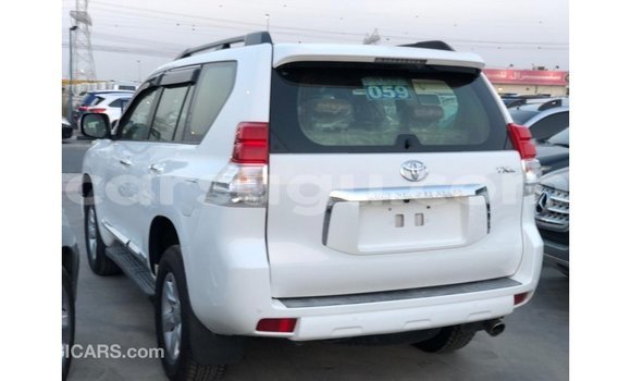 Sayi Imported Toyota Prado White Mota in Import - Dubai a Burkina Faso Sayi Imported Toyota Prado White Mota in Import - Dubai a Burkina Faso