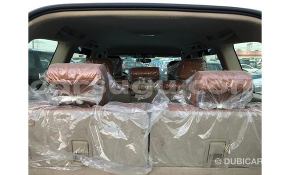 Sayi Imported Toyota Prado White Mota in Import - Dubai a Burkina Faso Sayi Imported Toyota Prado White Mota in Import - Dubai a Burkina Faso