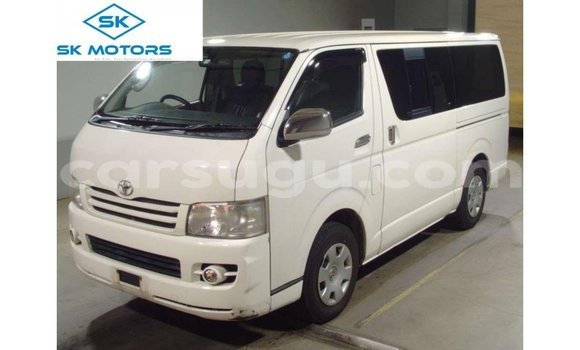 Sayi Imported Toyota Hiace White Mota in Import - Dubai a Burkina Faso Sayi Imported Toyota Hiace White Mota in Import - Dubai a Burkina Faso