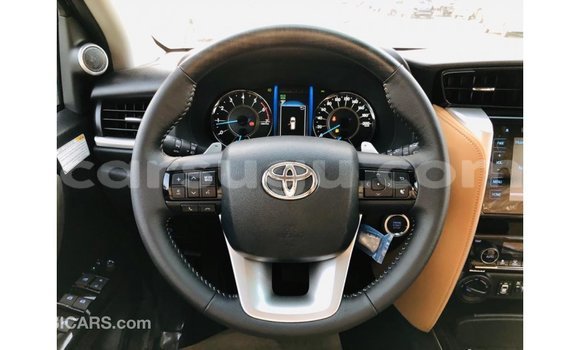 Sayi Imported Toyota Fortuner Black Mota in Import - Dubai a Burkina Faso Sayi Imported Toyota Fortuner Black Mota in Import - Dubai a Burkina Faso