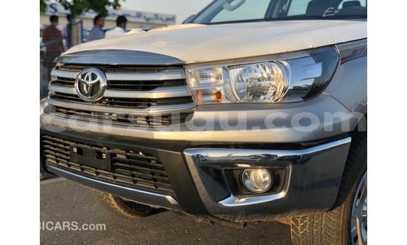 Sayi Imported Toyota Hilux Sauran Mota in Import - Dubai a Burkina Faso Sayi Imported Toyota Hilux Sauran Mota in Import - Dubai a Burkina Faso
