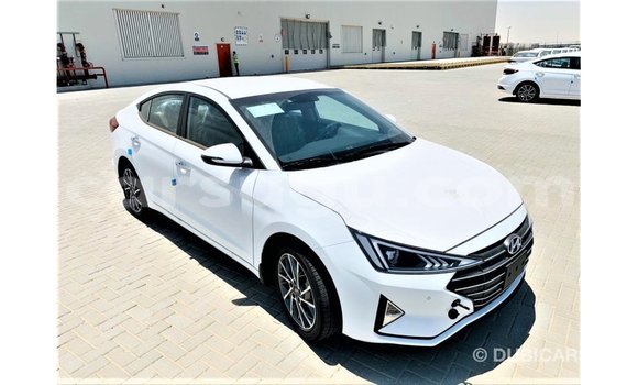 Acheter Import Voiture Hyundai Elantra Blanc à Import - Dubai, Burkina-Faso Acheter Import Voiture Hyundai Elantra Blanc à Import - Dubai, Burkina-Faso