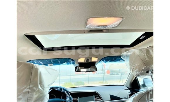 Acheter Import Voiture Hyundai Elantra Blanc à Import - Dubai, Burkina-Faso Acheter Import Voiture Hyundai Elantra Blanc à Import - Dubai, Burkina-Faso