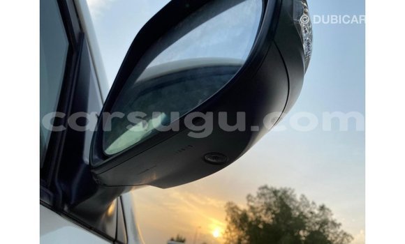 Sayi Imported Toyota DA White Babbar mota in Import - Dubai a Burkina Faso Sayi Imported Toyota DA White Babbar mota in Import - Dubai a Burkina Faso