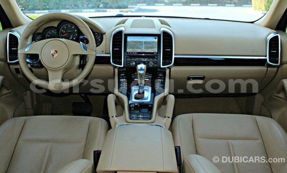 Sayi Imported Porsche Cayenne Brown Mota in Import - Dubai a Burkina Faso Sayi Imported Porsche Cayenne Brown Mota in Import - Dubai a Burkina Faso