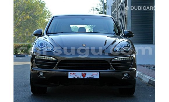 Sayi Imported Porsche Cayenne Brown Mota in Import - Dubai a Burkina Faso Sayi Imported Porsche Cayenne Brown Mota in Import - Dubai a Burkina Faso