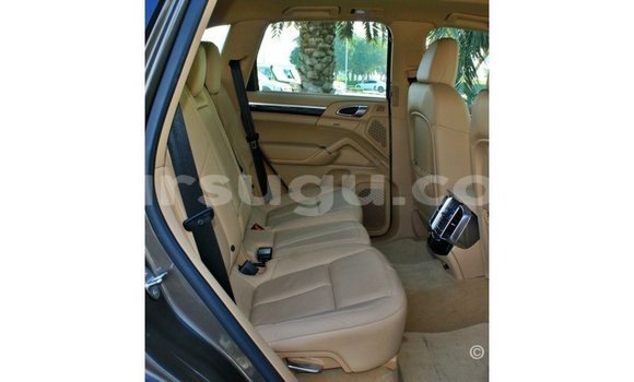 Sayi Imported Porsche Cayenne Brown Mota in Import - Dubai a Burkina Faso Sayi Imported Porsche Cayenne Brown Mota in Import - Dubai a Burkina Faso