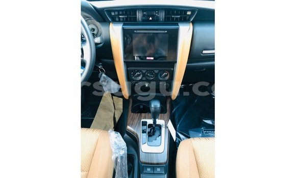 Sayi Imported Toyota Fortuner Black Mota in Import - Dubai a Burkina Faso Sayi Imported Toyota Fortuner Black Mota in Import - Dubai a Burkina Faso