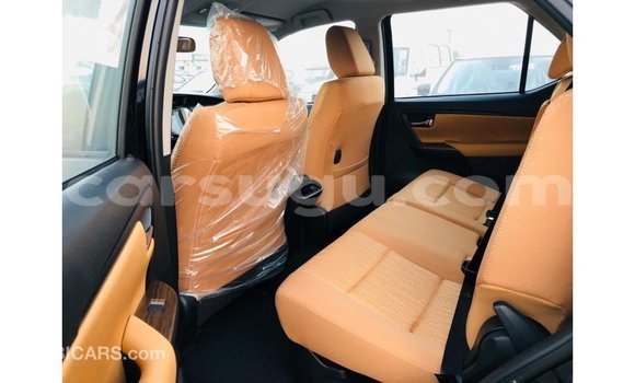 Sayi Imported Toyota Fortuner Black Mota in Import - Dubai a Burkina Faso Sayi Imported Toyota Fortuner Black Mota in Import - Dubai a Burkina Faso