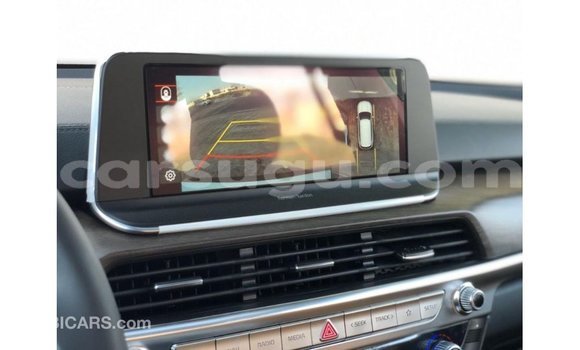 Acheter Import Voiture Kia Carens Blanc à Import - Dubai, Burkina-Faso Acheter Import Voiture Kia Carens Blanc à Import - Dubai, Burkina-Faso