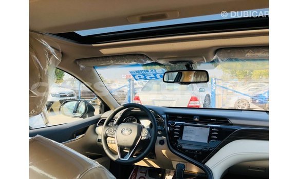 Sayi Imported Toyota Camry Black Mota in Import - Dubai a Burkina Faso Sayi Imported Toyota Camry Black Mota in Import - Dubai a Burkina Faso