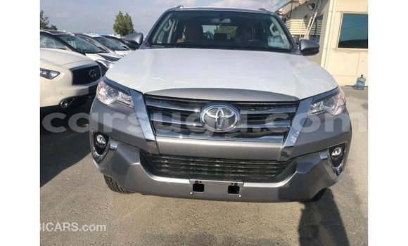 Sayi Imported Toyota Fortuner Sauran Mota in Import - Dubai a Burkina Faso Sayi Imported Toyota Fortuner Sauran Mota in Import - Dubai a Burkina Faso