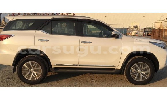 Acheter Import Voiture Toyota Fortuner Autre à Import - Dubai, Burkina-Faso Acheter Import Voiture Toyota Fortuner Autre à Import - Dubai, Burkina-Faso
