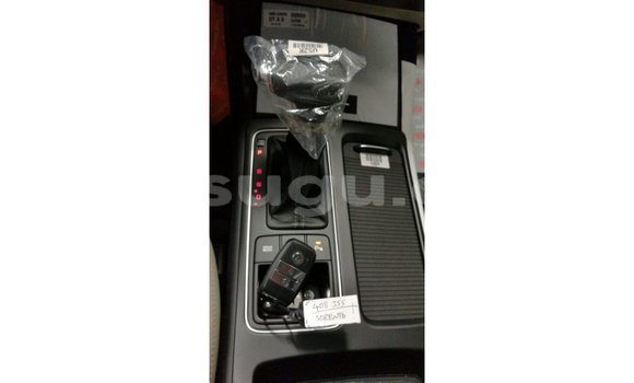 Acheter Import Voiture Kia Sorento Blanc à Import - Dubai, Burkina-Faso Acheter Import Voiture Kia Sorento Blanc à Import - Dubai, Burkina-Faso