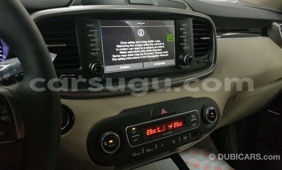 Acheter Import Voiture Kia Sorento Blanc à Import - Dubai, Burkina-Faso Acheter Import Voiture Kia Sorento Blanc à Import - Dubai, Burkina-Faso